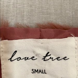 Love Tree Jackets & Coats - Love Tree Woman’s Faux Fur Vest Love Tree Jackets & Coats - Love Tree Woman’s Faux Fur Vest